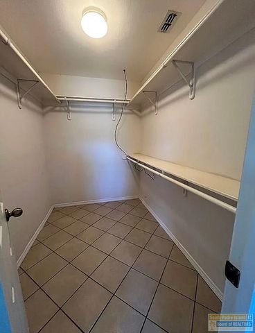 13 Lakewood Dr., Laguna Vista, TX 78578