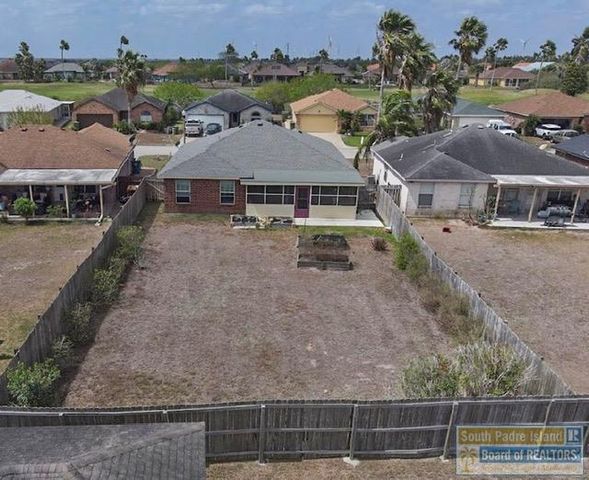 13 Lakewood Dr., Laguna Vista, TX 78578