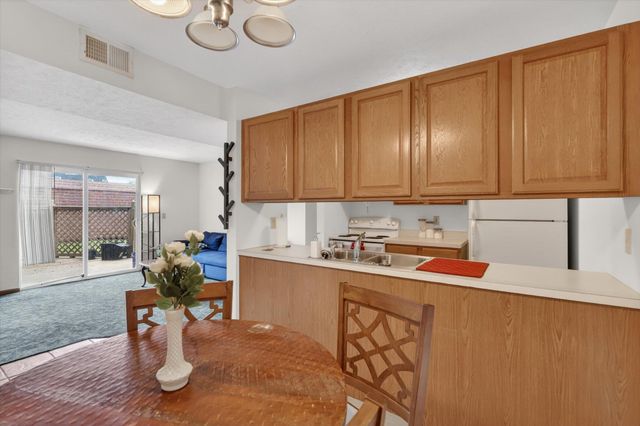 4318 Norman Drive Se, City Of Grand Rapids, MI 49508