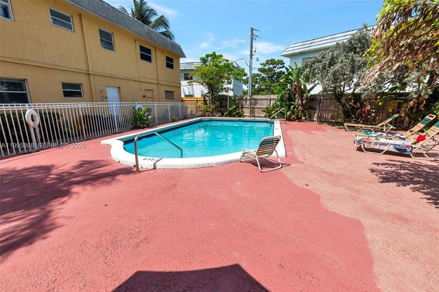 4061 N Dixie Hwy 29 29, Oakland Park, FL 33334