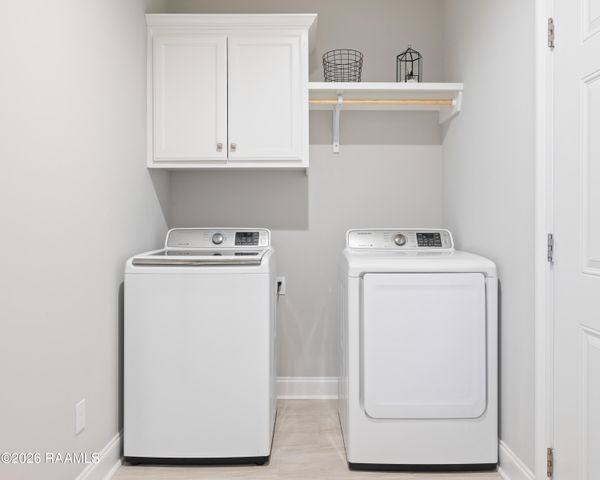 318 Adry Lane, Youngsville, LA 70592