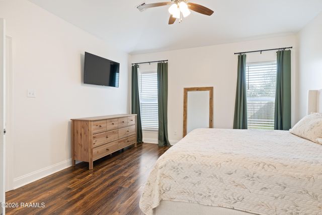 318 Adry Lane, Youngsville, LA 70592