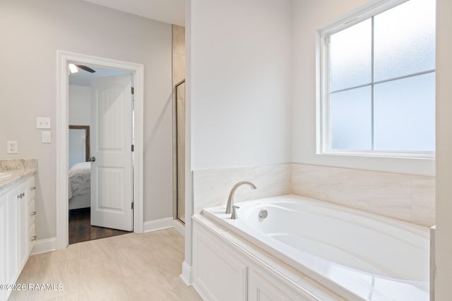 318 Adry Lane, Youngsville, LA 70592