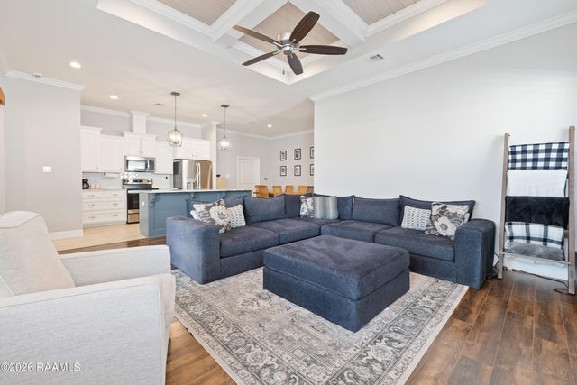 318 Adry Lane, Youngsville, LA 70592