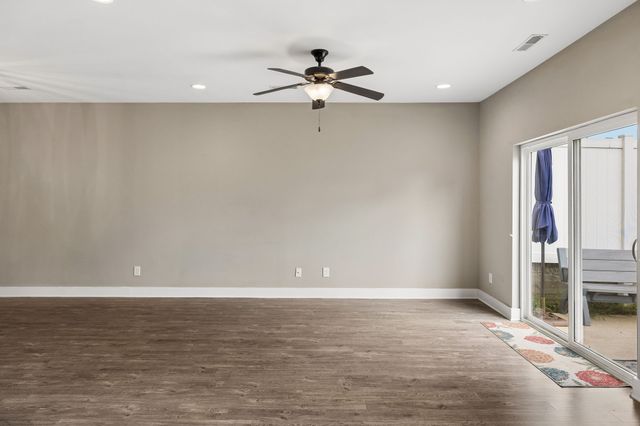 2217 Drone Way, Columbia, TN 38401