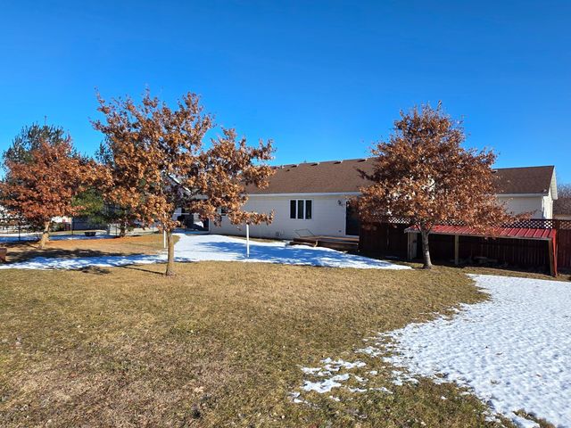45 Rolling Hills Drive, Elgin, MN 55932
