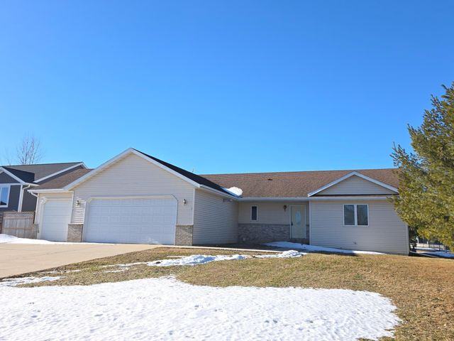 45 Rolling Hills Drive, Elgin, MN 55932
