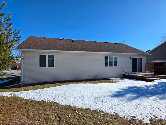 45 Rolling Hills Drive, Elgin, MN 55932