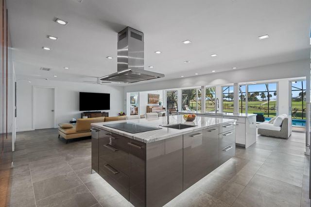 509 Greenway Drive, North Palm Beach, FL 33408