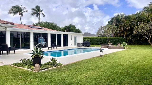 509 Greenway Drive, North Palm Beach, FL 33408