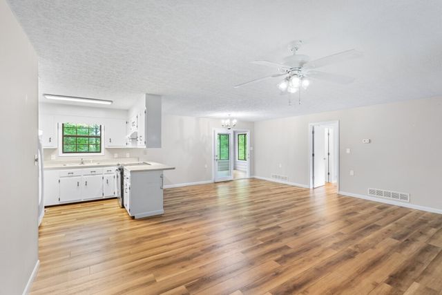 103 Beale Court Drive, Blairsville, GA 30512