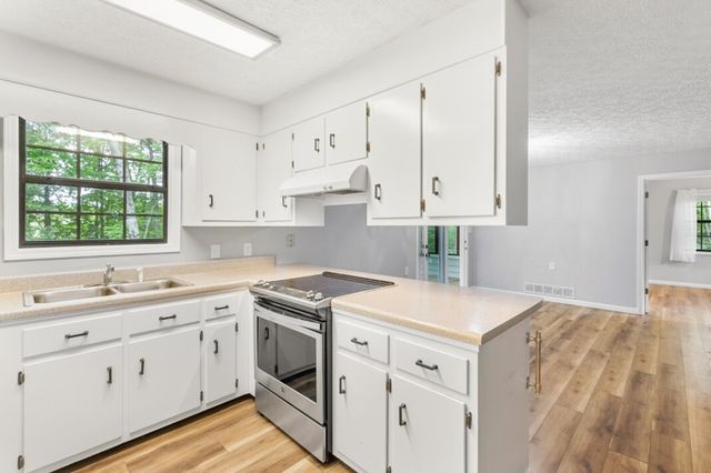 103 Beale Court Drive, Blairsville, GA 30512