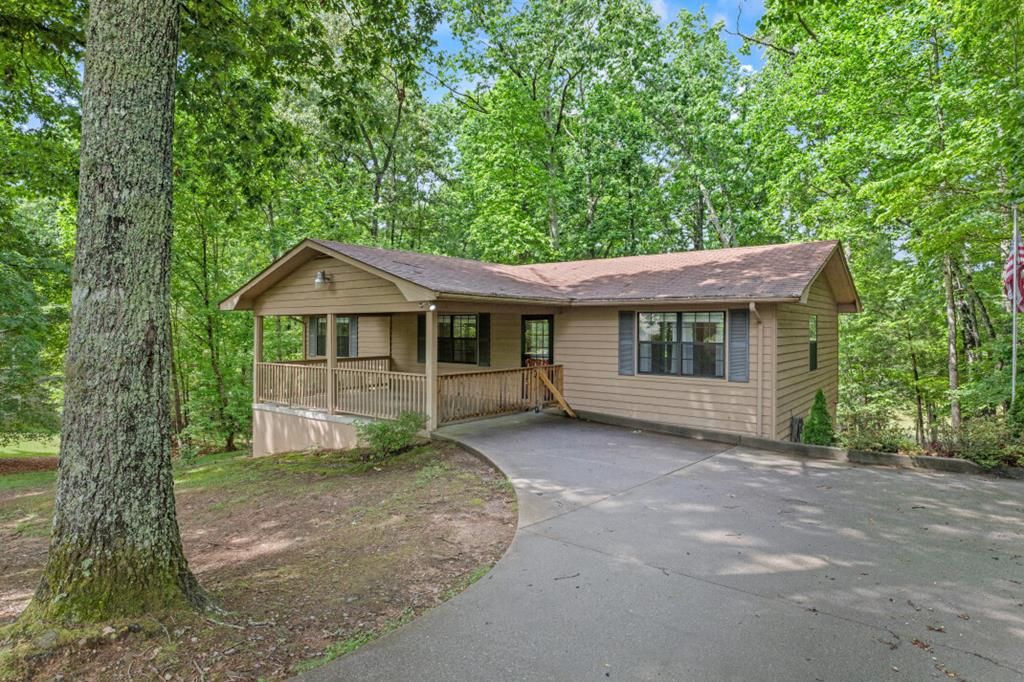 103 Beale Court Drive, Blairsville, GA 30512