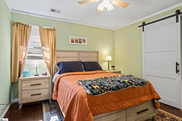 111 Forestdale Drive, Taylors, SC 29687