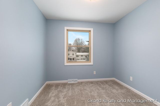 1931 Keyhill Avenue, Grand Rapids, MI 49546