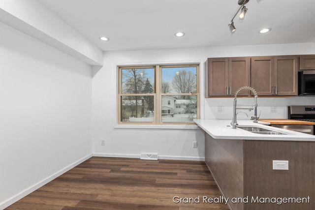 1931 Keyhill Avenue, Grand Rapids, MI 49546