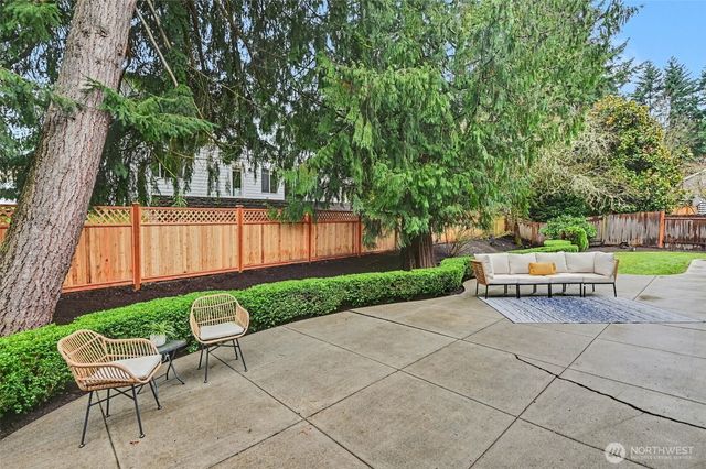 3105 130th Place NE, Bellevue, WA 98005