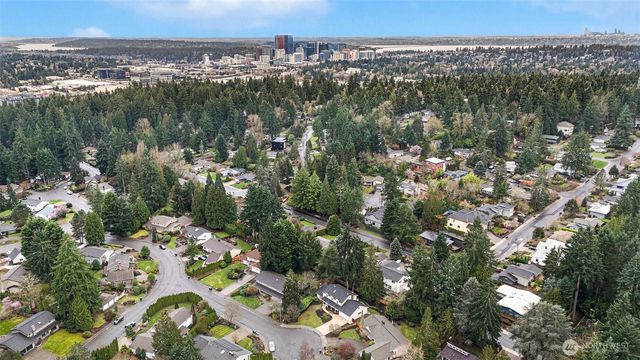 3105 130th Place NE, Bellevue, WA 98005