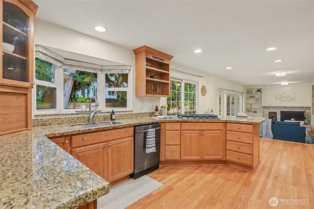 3105 130th Place NE, Bellevue, WA 98005