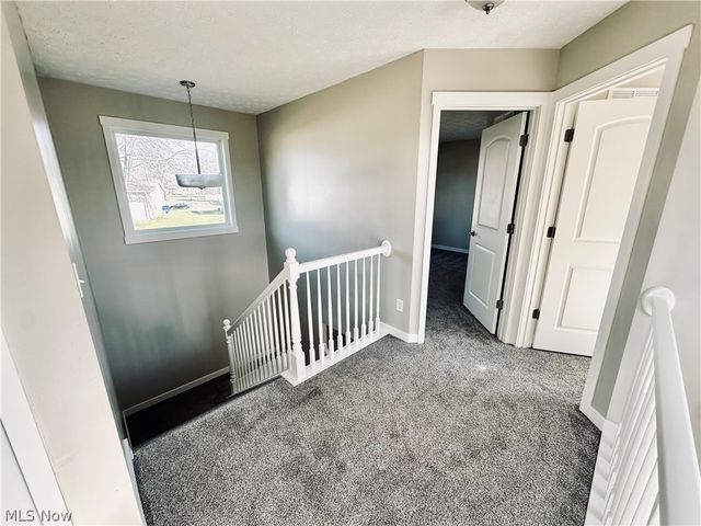 5343 Winding Creek Drive, Ravenna, OH 44266