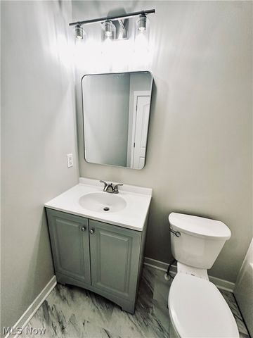 5343 Winding Creek Drive, Ravenna, OH 44266