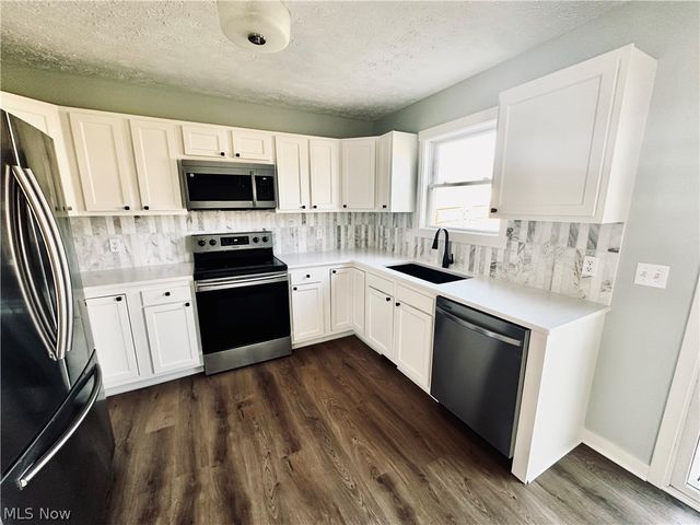 5343 Winding Creek Drive, Ravenna, OH 44266