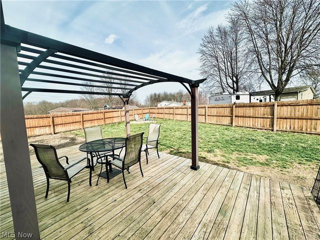 5343 Winding Creek Drive, Ravenna, OH 44266