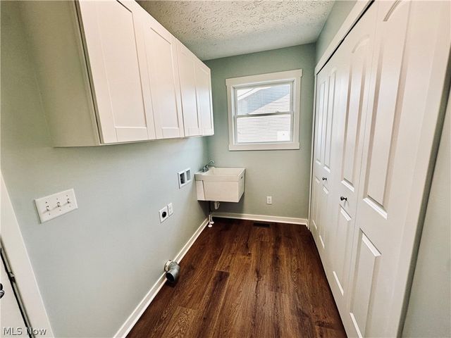 5343 Winding Creek Drive, Ravenna, OH 44266