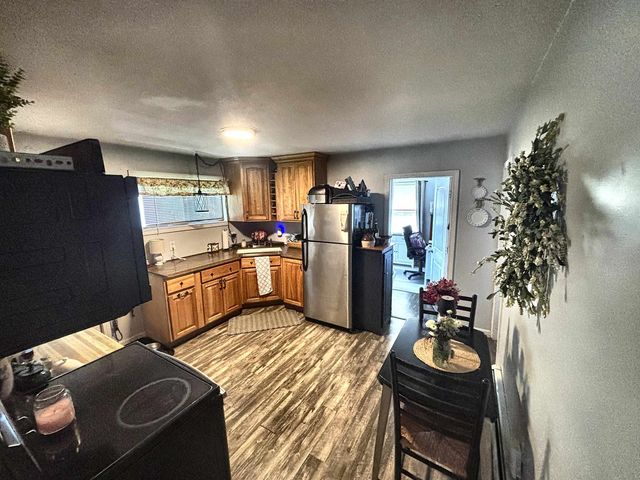 123 Watts Street, Manchester, NH 03104