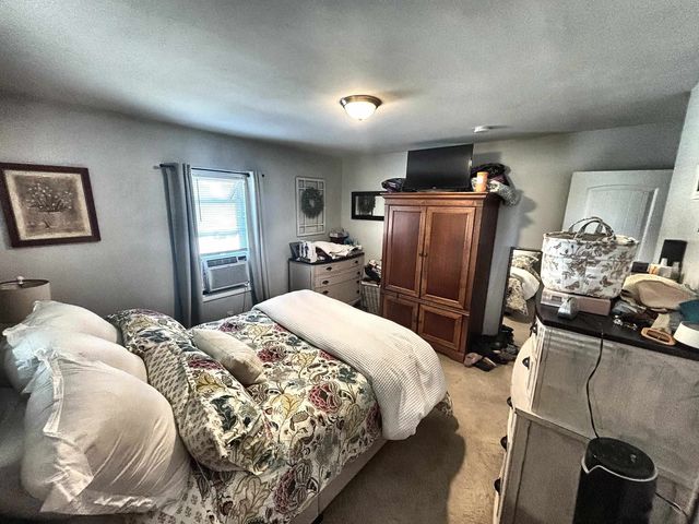 123 Watts Street, Manchester, NH 03104