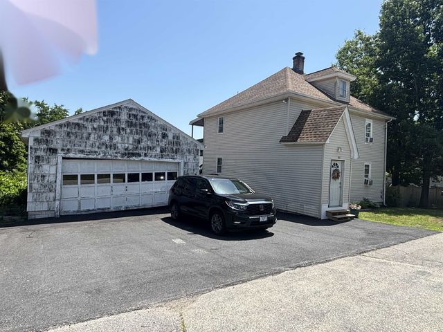 123 Watts Street, Manchester, NH 03104