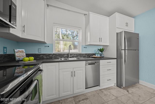 1247 IBIS Road, Jacksonville, FL 32216