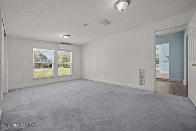 1247 IBIS Road, Jacksonville, FL 32216