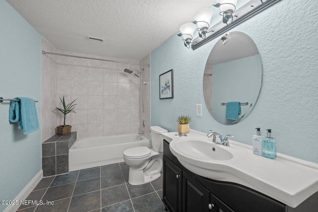 1247 IBIS Road, Jacksonville, FL 32216