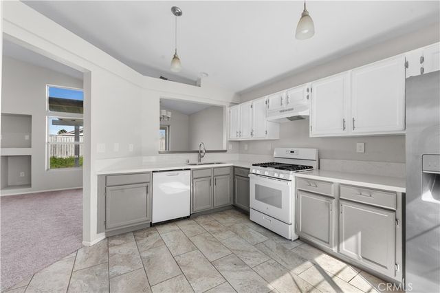 37031 Firethorn, Palmdale, CA 93550