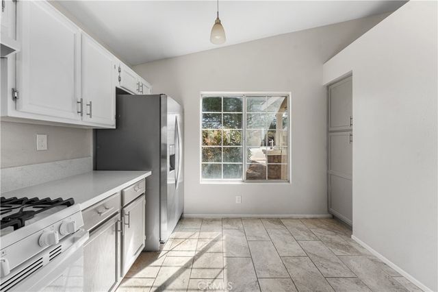 37031 Firethorn, Palmdale, CA 93550