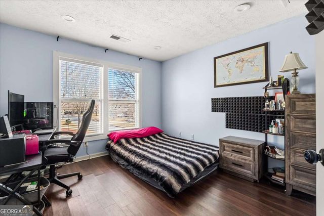 5270 Taylor Road, Alpharetta, GA 30022