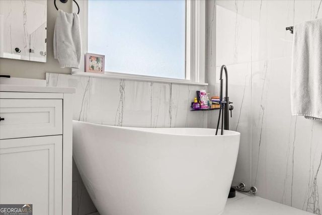 5270 Taylor Road, Alpharetta, GA 30022