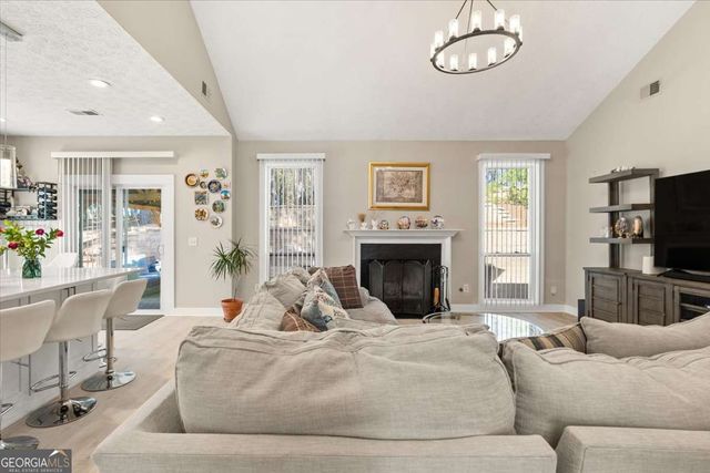 5270 Taylor Road, Alpharetta, GA 30022