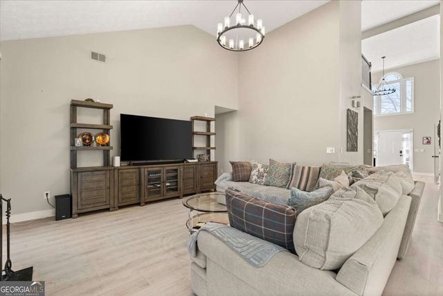 5270 Taylor Road, Alpharetta, GA 30022