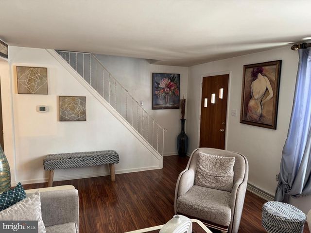 14 LAIRD ST, West Lawn, PA 19609