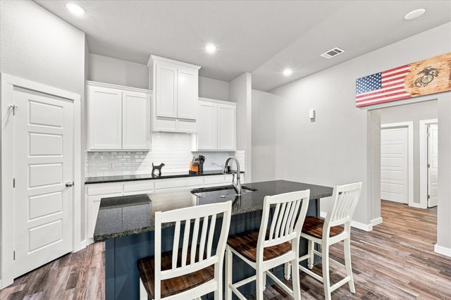 1001 Oak Valley Road, Burleson, TX 76028