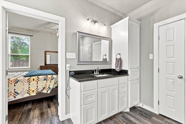 1001 Oak Valley Road, Burleson, TX 76028