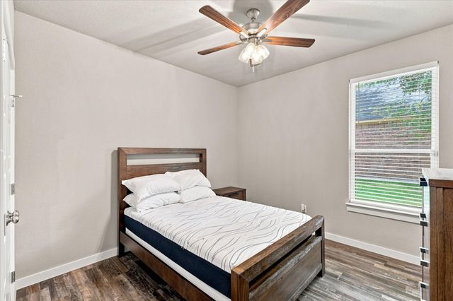 1001 Oak Valley Road, Burleson, TX 76028