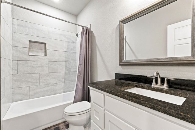 1001 Oak Valley Road, Burleson, TX 76028