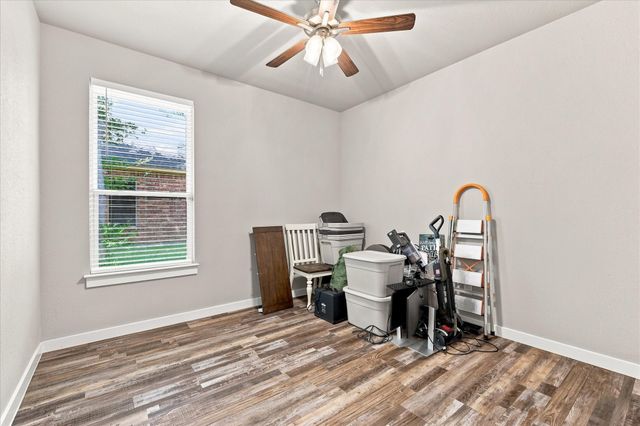 1001 Oak Valley Road, Burleson, TX 76028