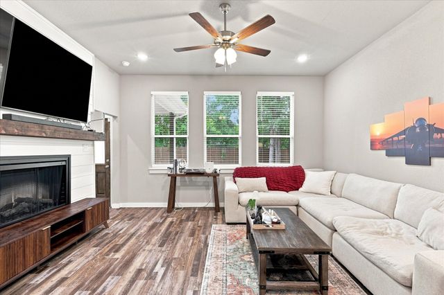 1001 Oak Valley Road, Burleson, TX 76028