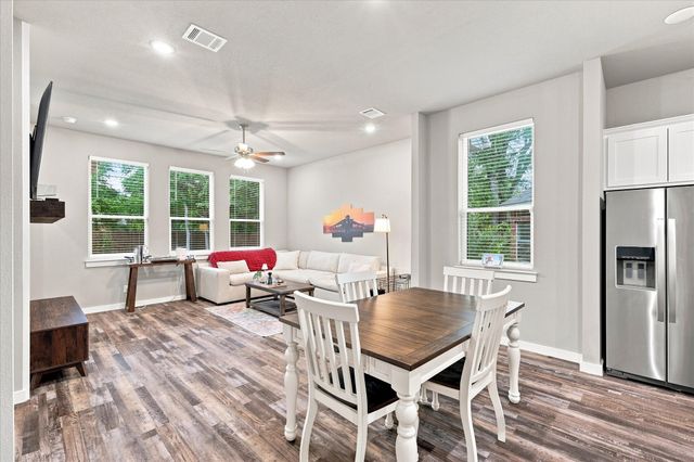 1001 Oak Valley Road, Burleson, TX 76028
