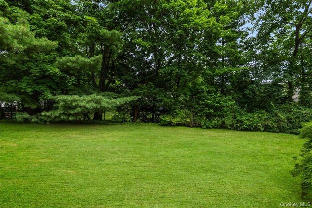 3 Genesee Trail, Harrison, NY 10528