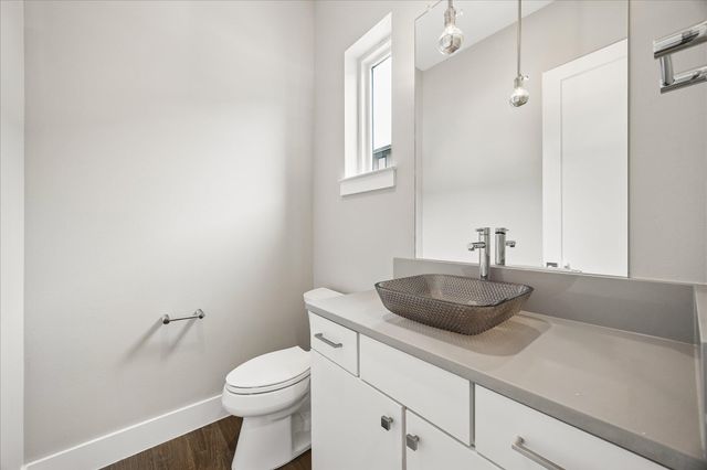 5006 Pecan Springs RD 6, Austin, TX 78723